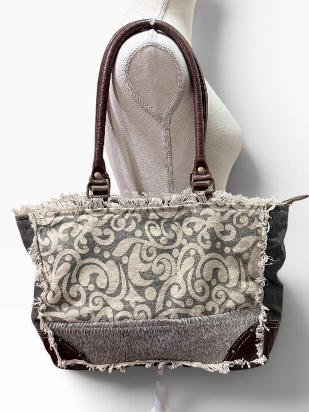 Myra Bag Scroll Leaf Print Shoulder Bag Tote Bag Cotton Leather Trim